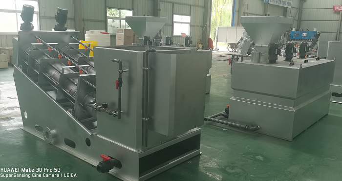 疊螺機(jī)、全自動(dòng)加藥裝置加工中